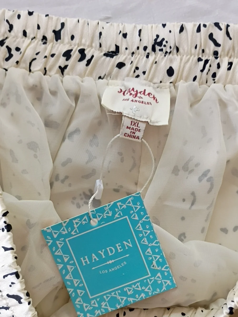 NWT Hayden Cream Midi Skirt with Black Speckle Print Size 1XL